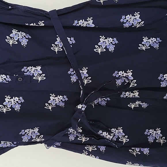 Old navy dress - Picture 3 of 6